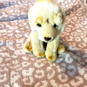 A F•A•O Schwarz dog stuffed animal, brand new, excellent condition